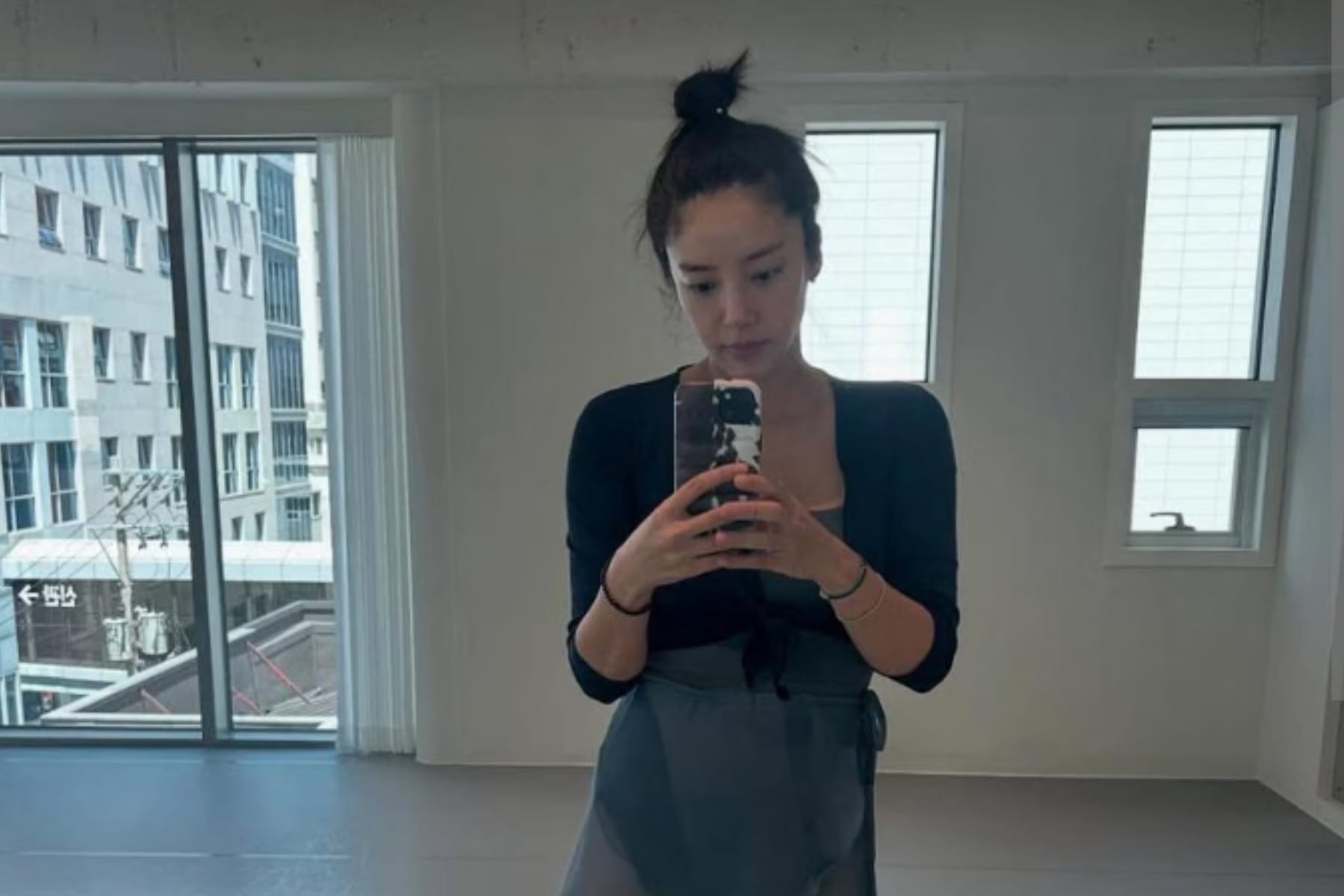 Rahasia Son Dam Bi Atasi Rambut Rontok Pasca Melahirkan