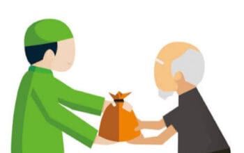 Seni Berbagi: Menemukan Kebahagiaan dalam Senyuman Orang Lain