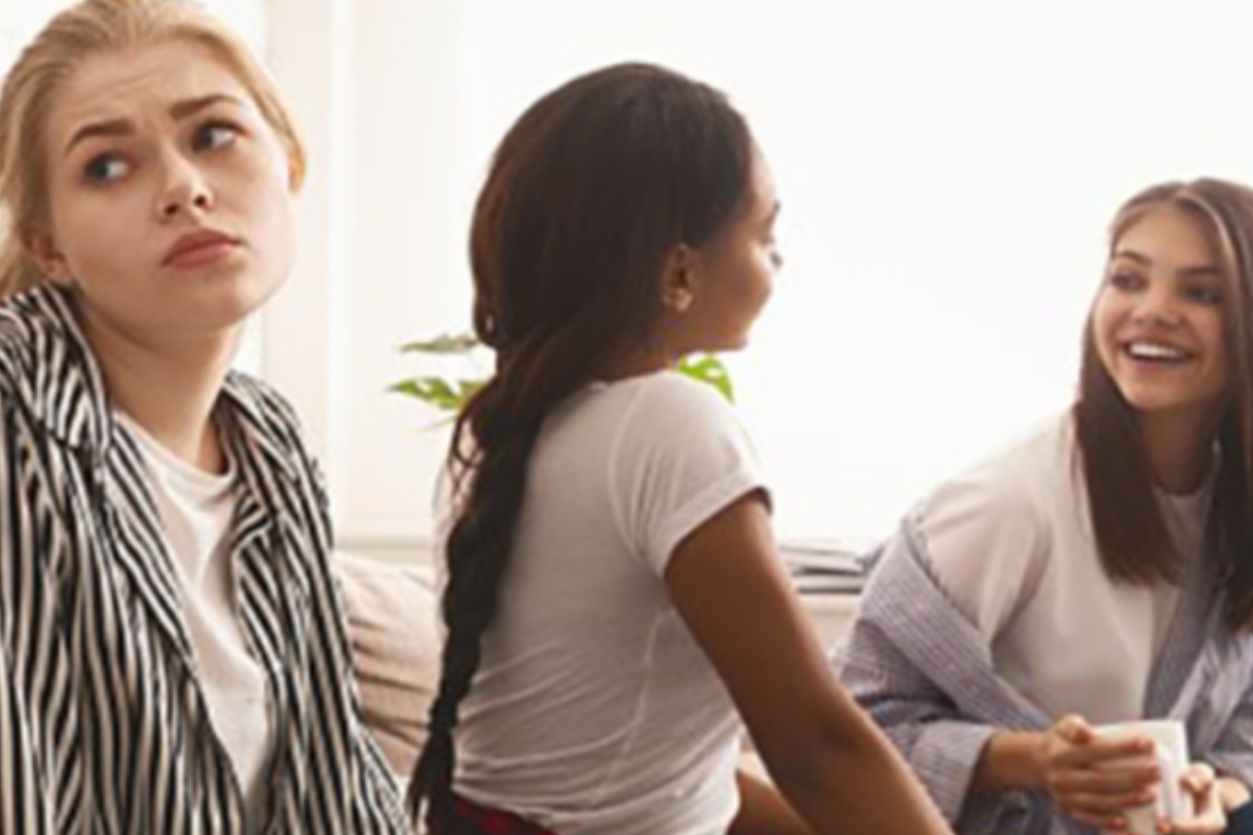 Seni Melepaskan Diri dari Jeratan Pertemanan Toksik