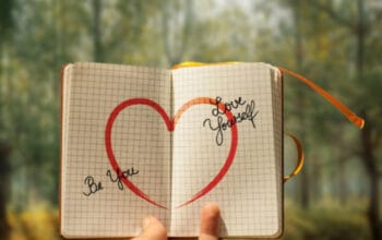 Seni Menghibur Diri: Pulihkan Kesehatan Mental Anda