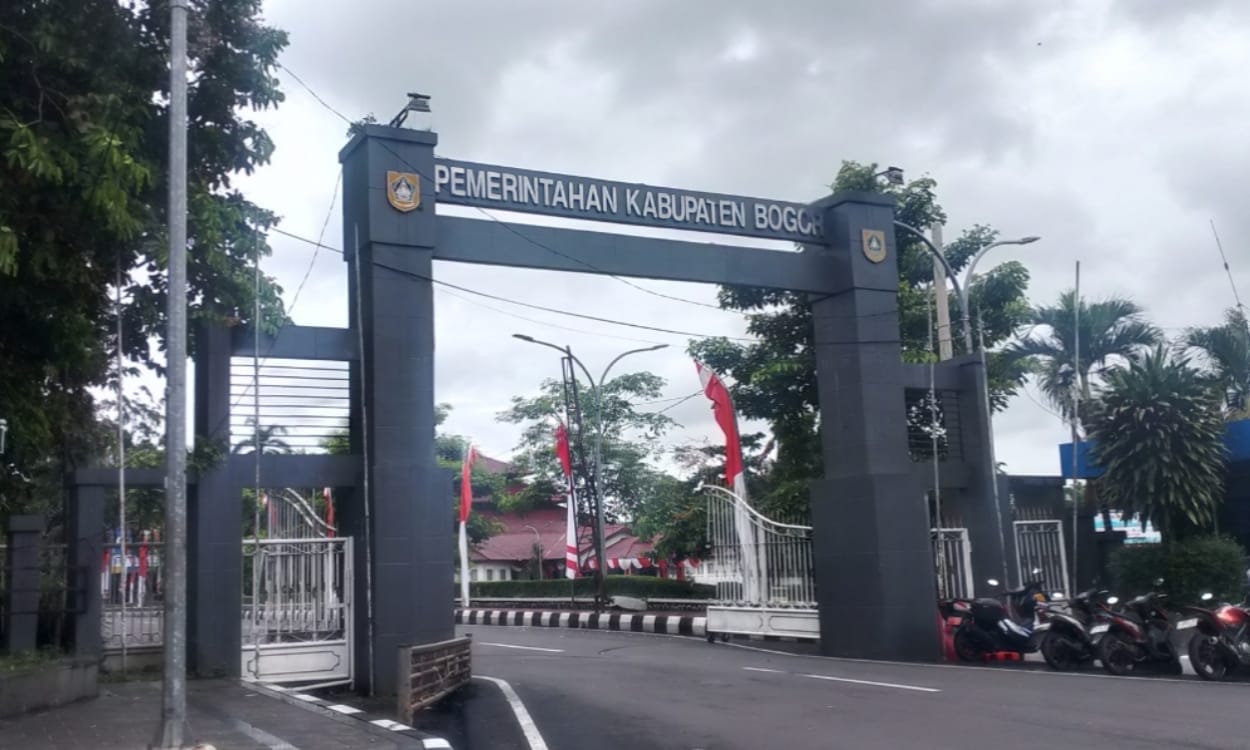 Sentil Pemkab Bogor, Aktivis Pemuda: Benahi Dulu Manajemen Internal, Jangan Jadikan KPK 'Alibi' Kegagalan 1 Sentil Pemkab Bogor, Aktivis Pemuda: Benahi Dulu Manajemen Internal, Jangan Jadikan KPK 'Alibi' Kegagalan