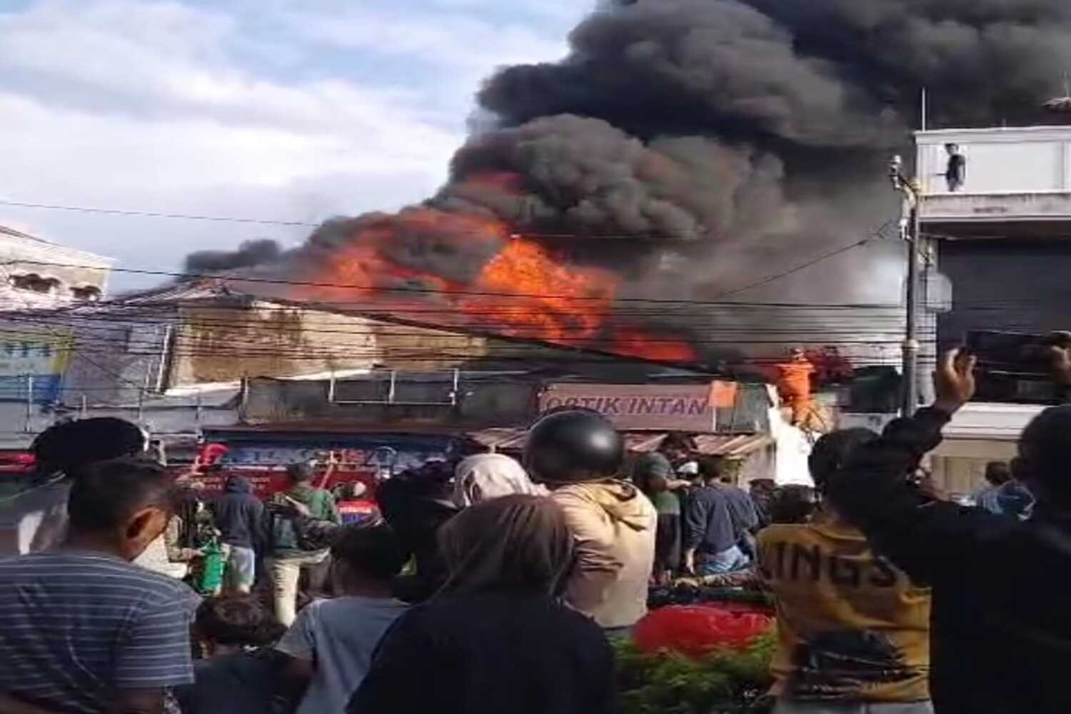 Toko Sanya di Cianjur Dilalap Api, Kerugian Miliaran