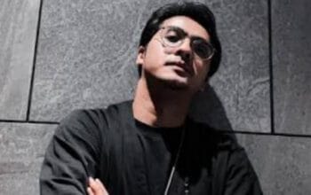 Viral Video Karaoke, Ricky Harun Tunjukkan Momen Mesra dengan Herfiza