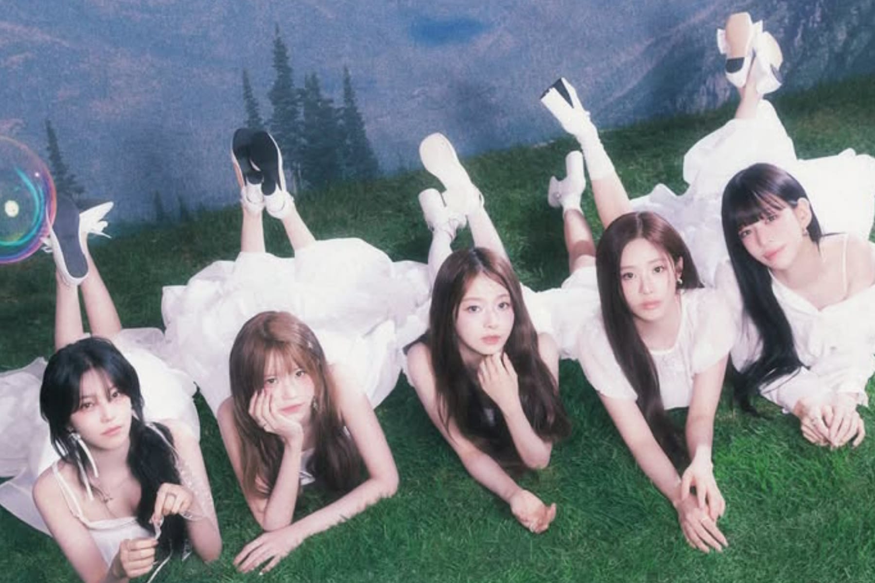 fromis_9 Raih Kemenangan di Show! Music Core 1 fromis_9 Raih Kemenangan di Show! Music Core