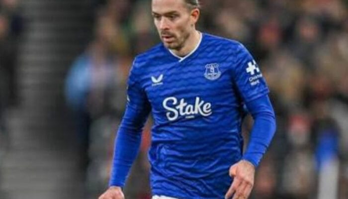 Everton Bidik Transfer Permanen Jack Grealish