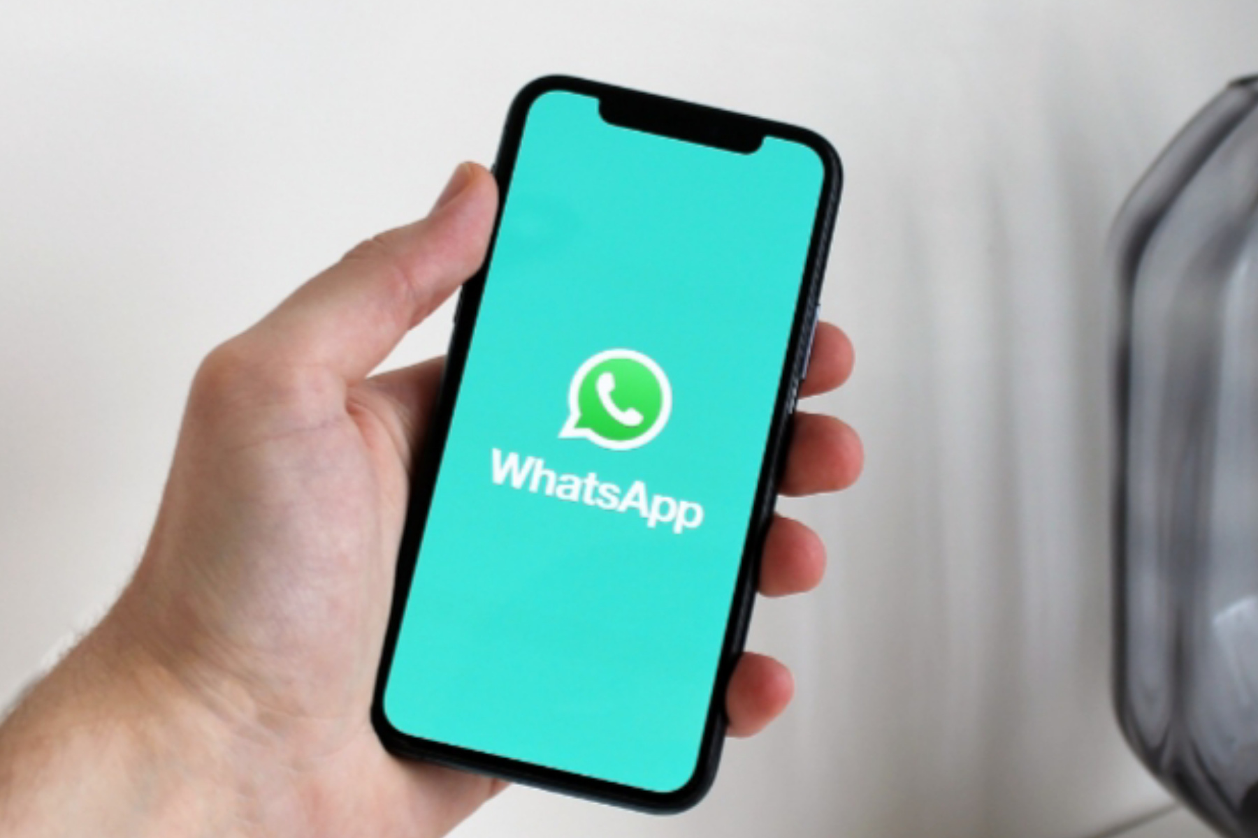 Fitur Baru WhatsApp: Ucapkan Selamat Tinggal pada Rasa Tertinggal