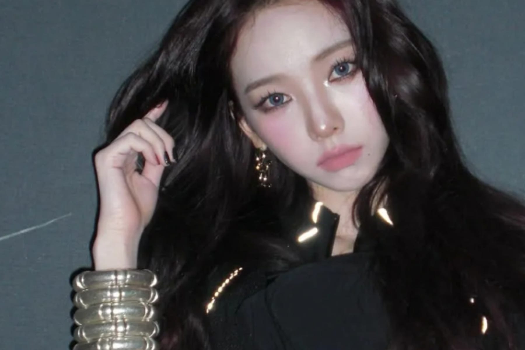 Karina aespa: Ikon Modernitas dalam Koleksi Denim CHANEL