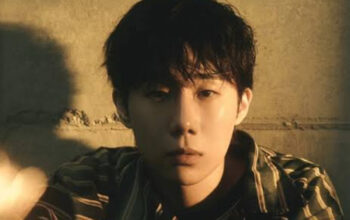Kim Sung Kyu Rilis 'Over It': Manifestasi Kebebasan Lewat Rock Alternatif 3 Kim Sung Kyu Rilis 'Over It': Manifestasi Kebebasan Lewat Rock Alternatif