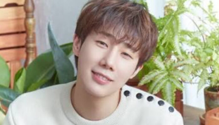 Kim Sungkyu INFINITE Kembali dengan Melankolia Rock di MV ‘Over It’