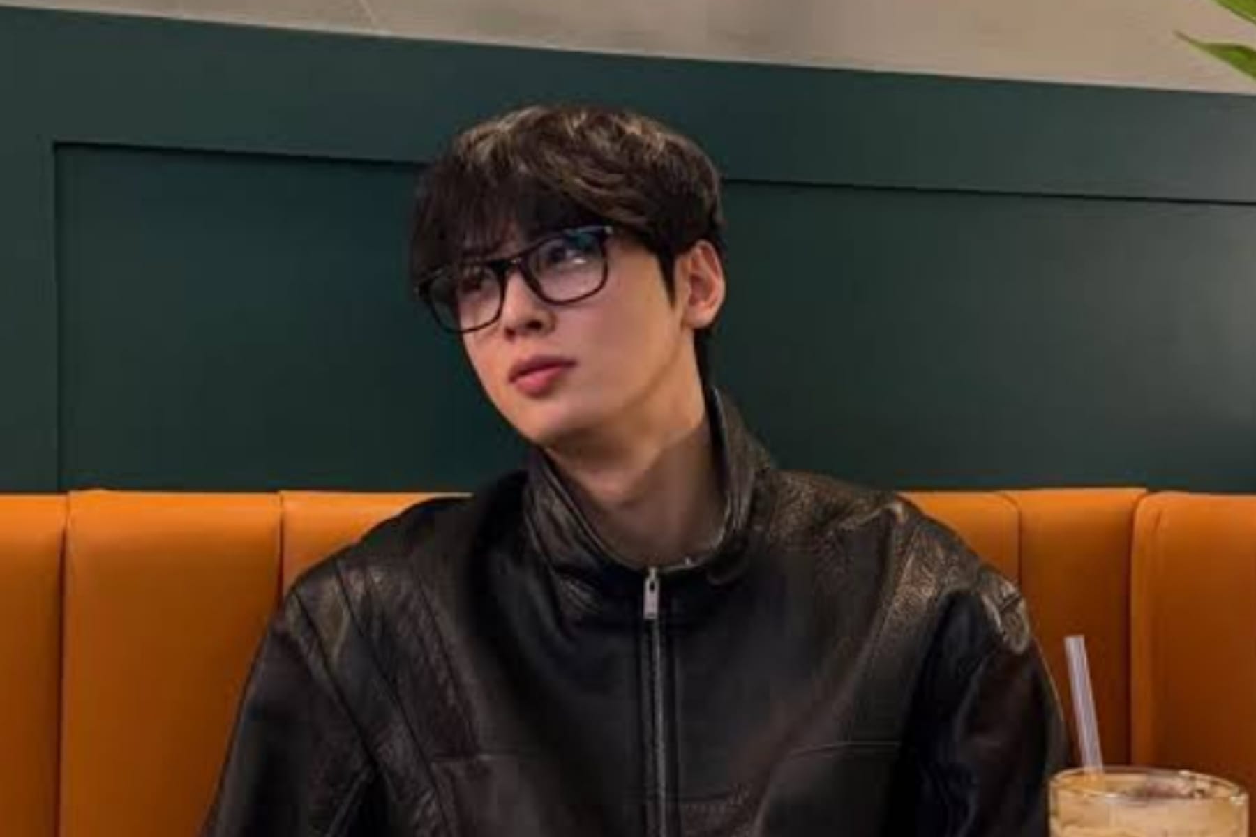 Klarifikasi Fantagio Terkait Penutupan Restoran Keluarga Cha Eun Woo