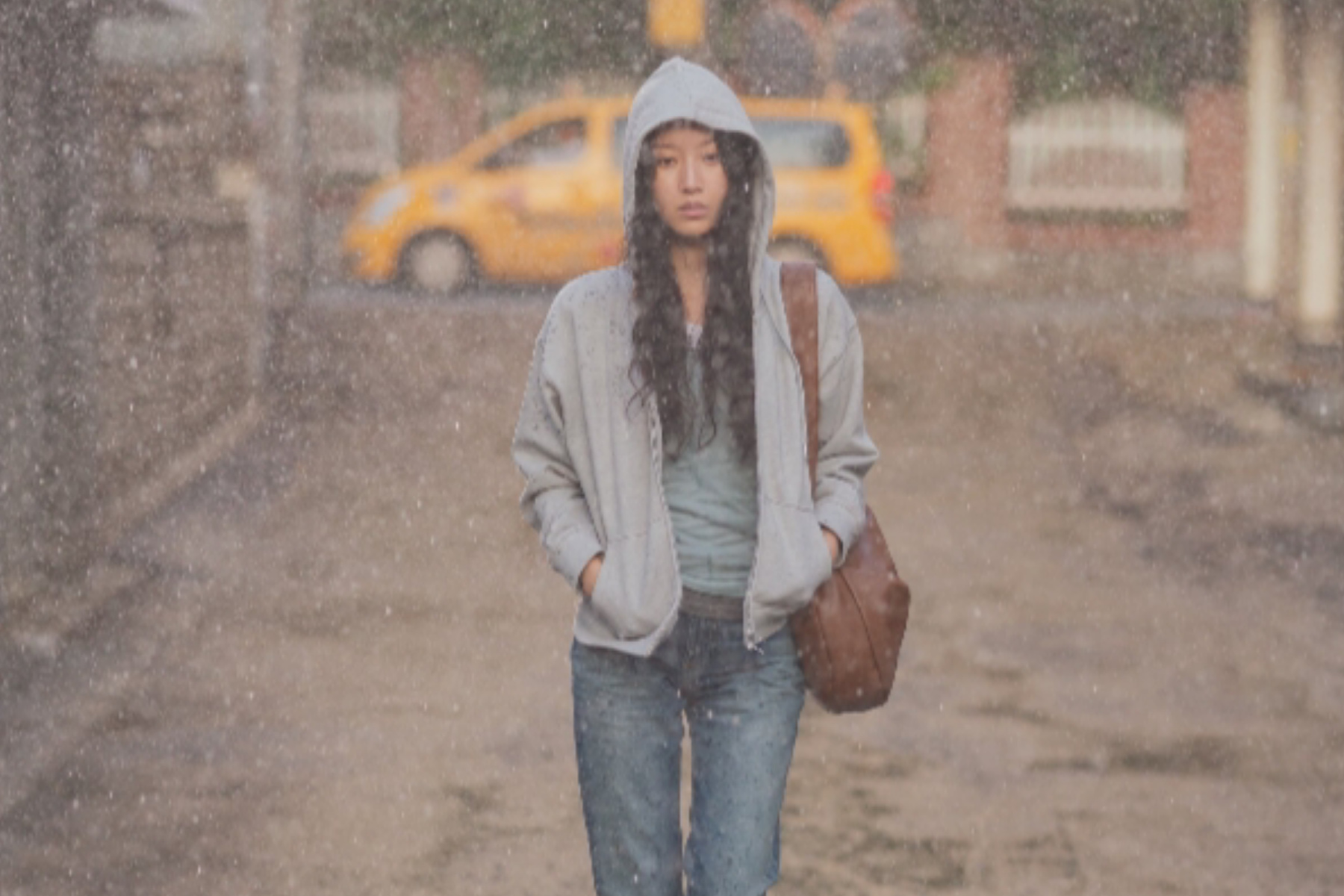 Kontroversi Hak Cipta Arsitektur Film 'Once We Were Us'