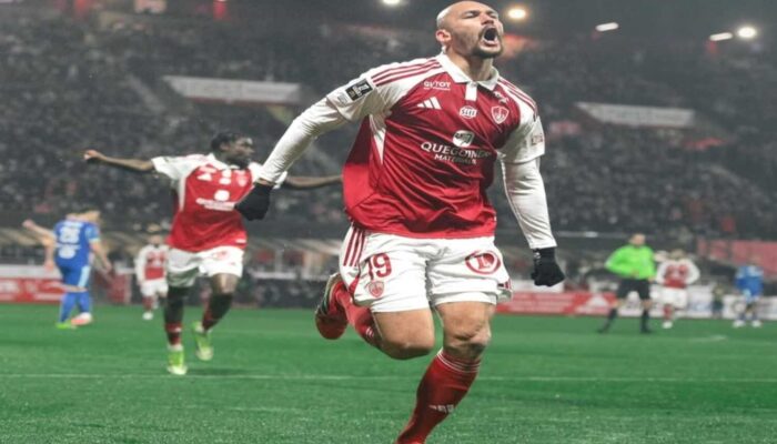 Marseille Tumbang, Brest Menang 2-0