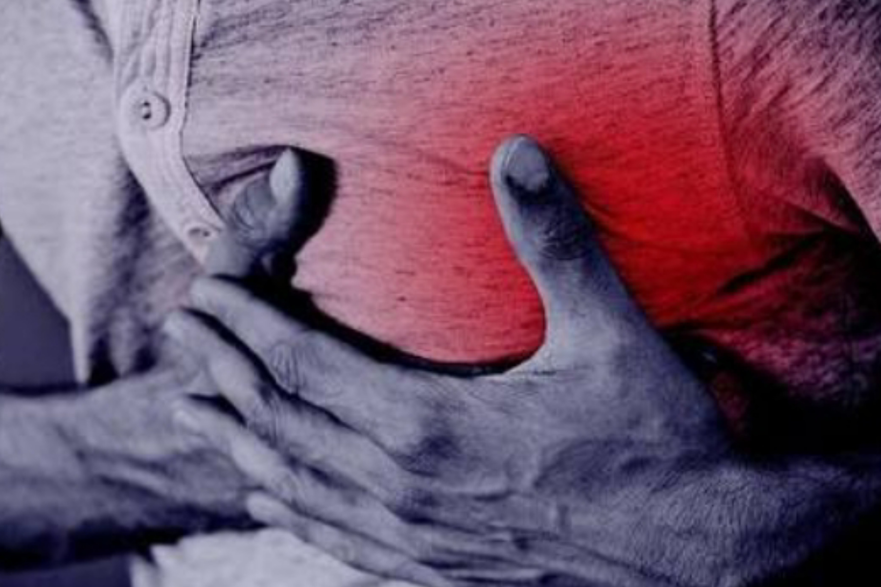 Mengapa Dada Terasa Seperti Tertusuk? Pahami Penyebabnya