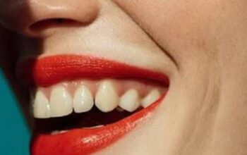 Mengatasi Gelembung Air di Bibir: Penyebab dan Penanganan