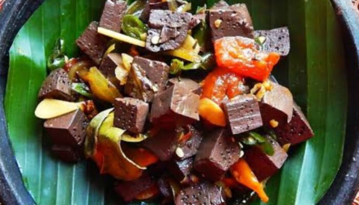 Mengenal Saren: Kuliner Tradisional yang Kontroversial