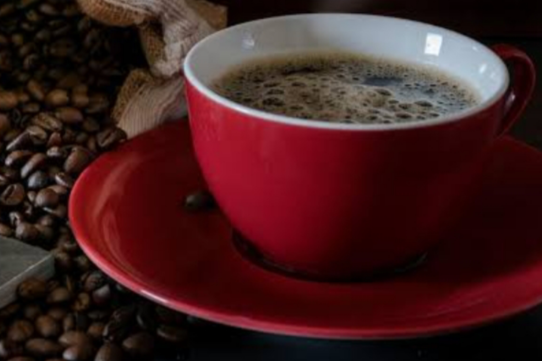 Minum Kopi Saat Sahur: Segar atau Malah Bikin Dehidrasi? 1 Minum Kopi Saat Sahur: Segar atau Malah Bikin Dehidrasi?