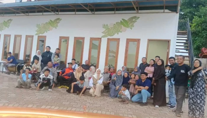 Munggahan Jadi Magnet, Saung Kahayang Cianjur Banjir Pengunjung