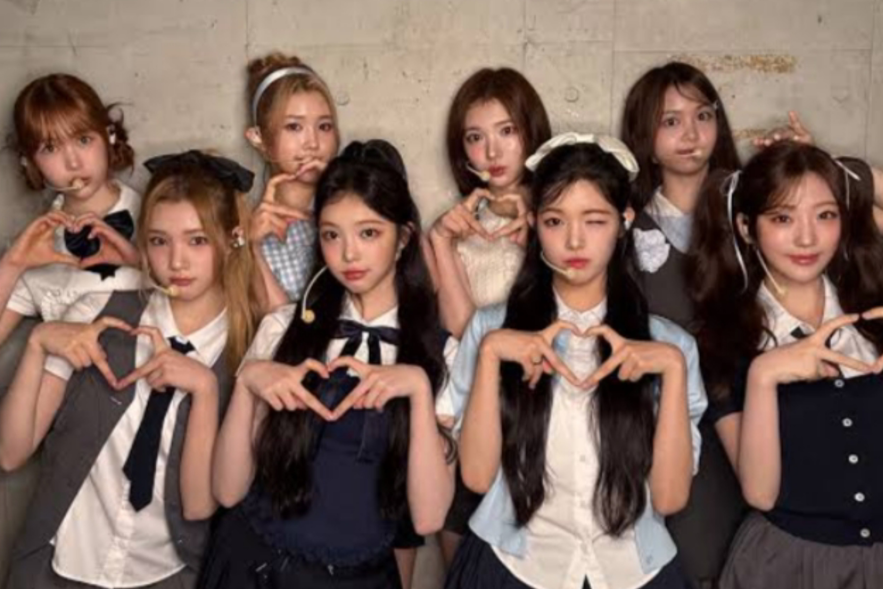 Pertemuan Hearts2Hearts dan KiiiKiii di 'Knowing Bros' 1 Pertemuan Hearts2Hearts dan KiiiKiii di 'Knowing Bros'