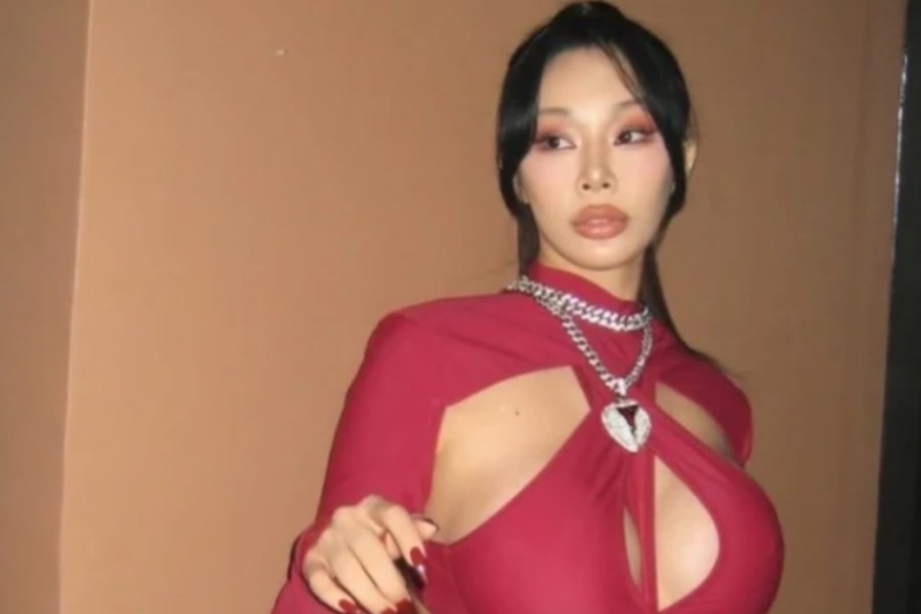 Pesona Berani Jessi: Bukti Kepercayaan Diri yang Hakiki