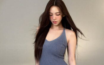 Pesona Karina aespa dalam Kolaborasi Terbaru Marie Claire x Chanel