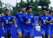 Pesta Gol di GBLA: Persib Bandung Hancurkan Madura United 5-0!
