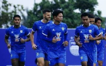 Pesta Gol di GBLA: Persib Bandung Hancurkan Madura United 5-0!