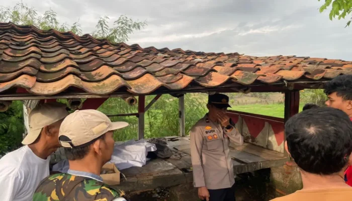 Wanita Misterius Tewas di Pos Ronda Karawang