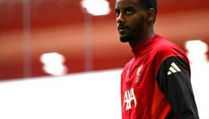 Alexander Isak Siap Comeback Lawan PSG