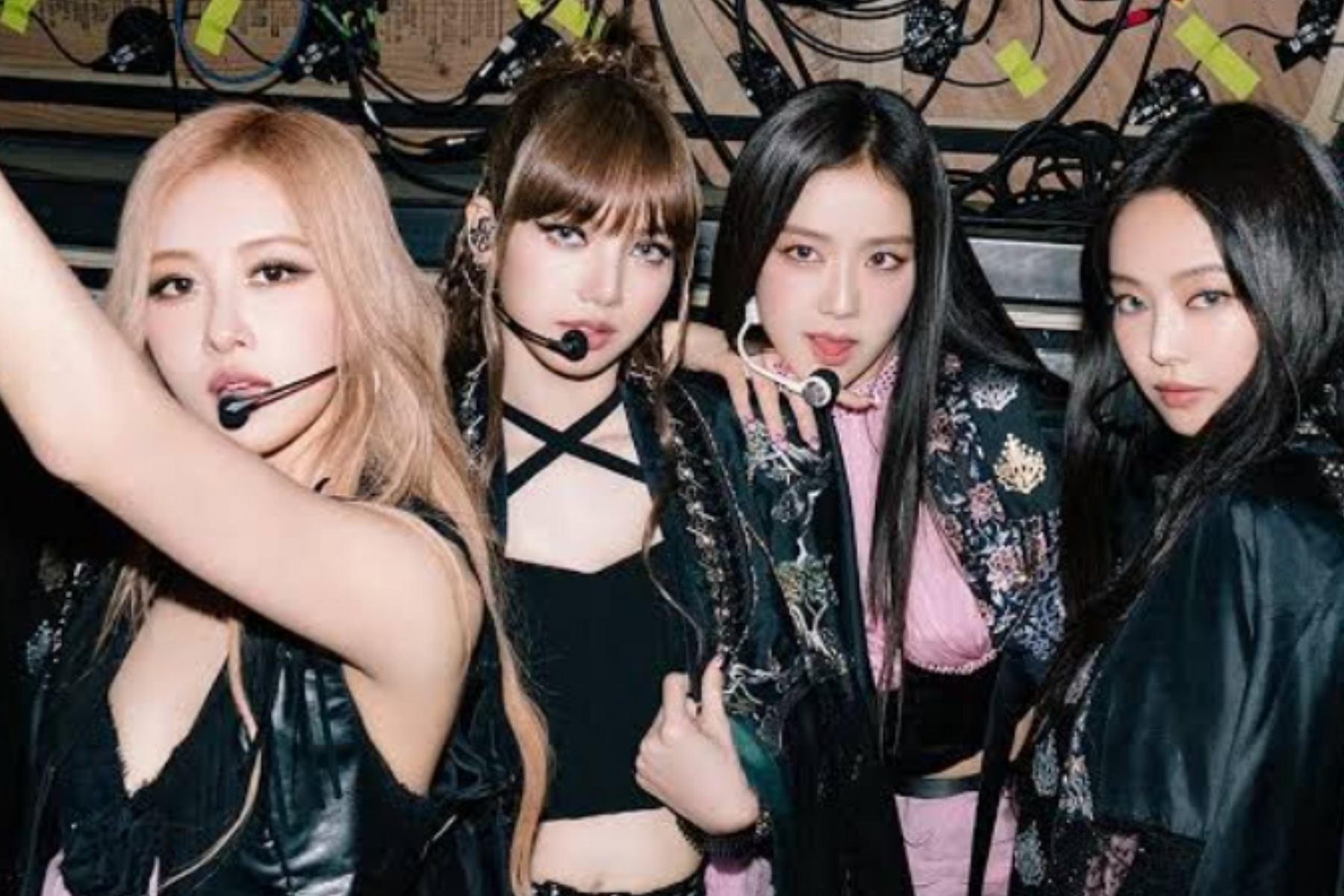 BLACKPINK Cetak Sejarah: Album 'DEADLINE' Tembus Top 10 Billboard