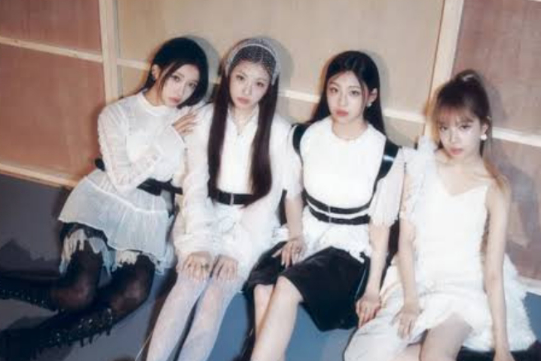 Baby DONT Cry Rilis Teaser "Shapeshifter"