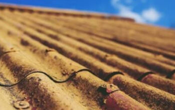 Bahaya Asbes bagi Pernapasan: Ancaman Tersembunyi di Atap Rumah