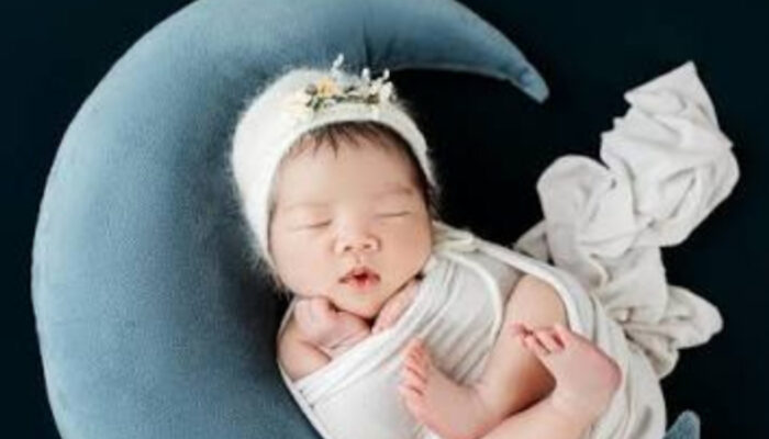 Bayi Batuk Berdahak? Jangan Panik, Kenali Penyebab dan Solusinya