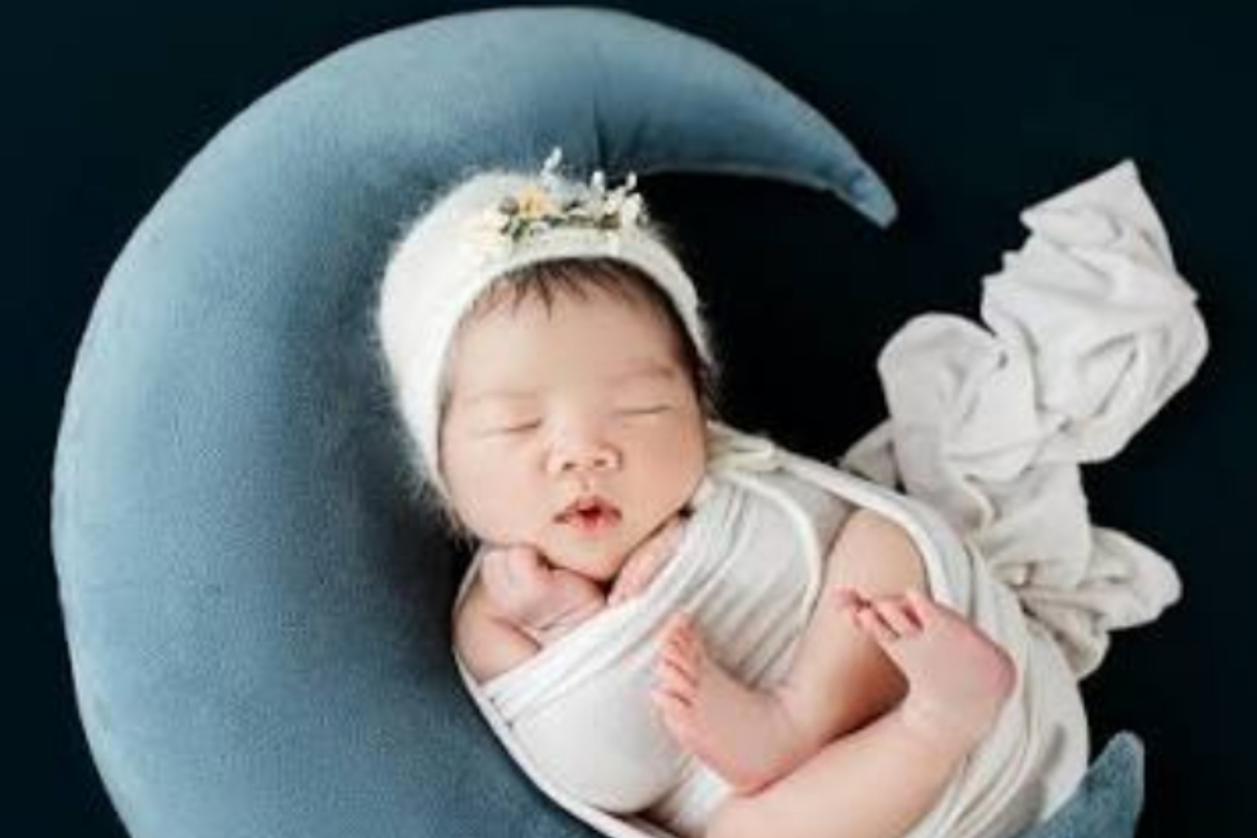 Bayi Batuk Berdahak? Jangan Panik, Kenali Penyebab dan Solusinya