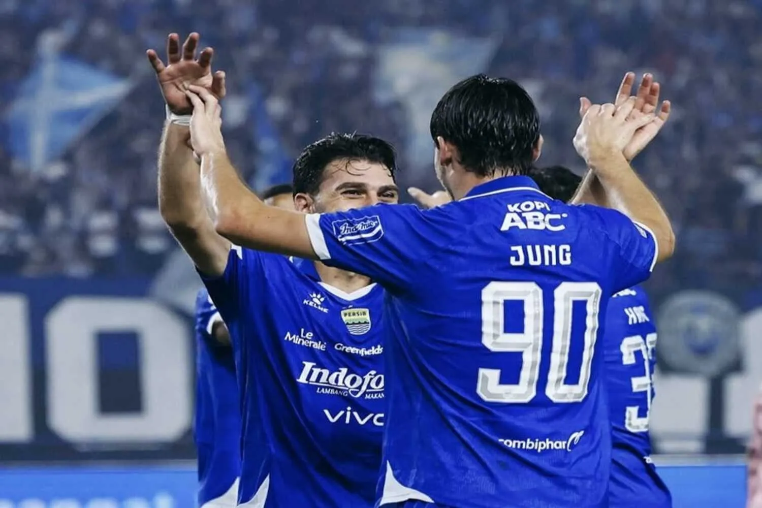 Borneo vs Persib, Perebutan Puncak Klasemen 1 Borneo vs Persib, Perebutan Puncak Klasemen