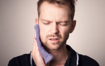 Cara Cepat Mengatasi Sakit Gigi yang Menyiksa: Solusi Ampuh di Rumah! 3 Cara Cepat Mengatasi Sakit Gigi yang Menyiksa: Solusi Ampuh di Rumah!