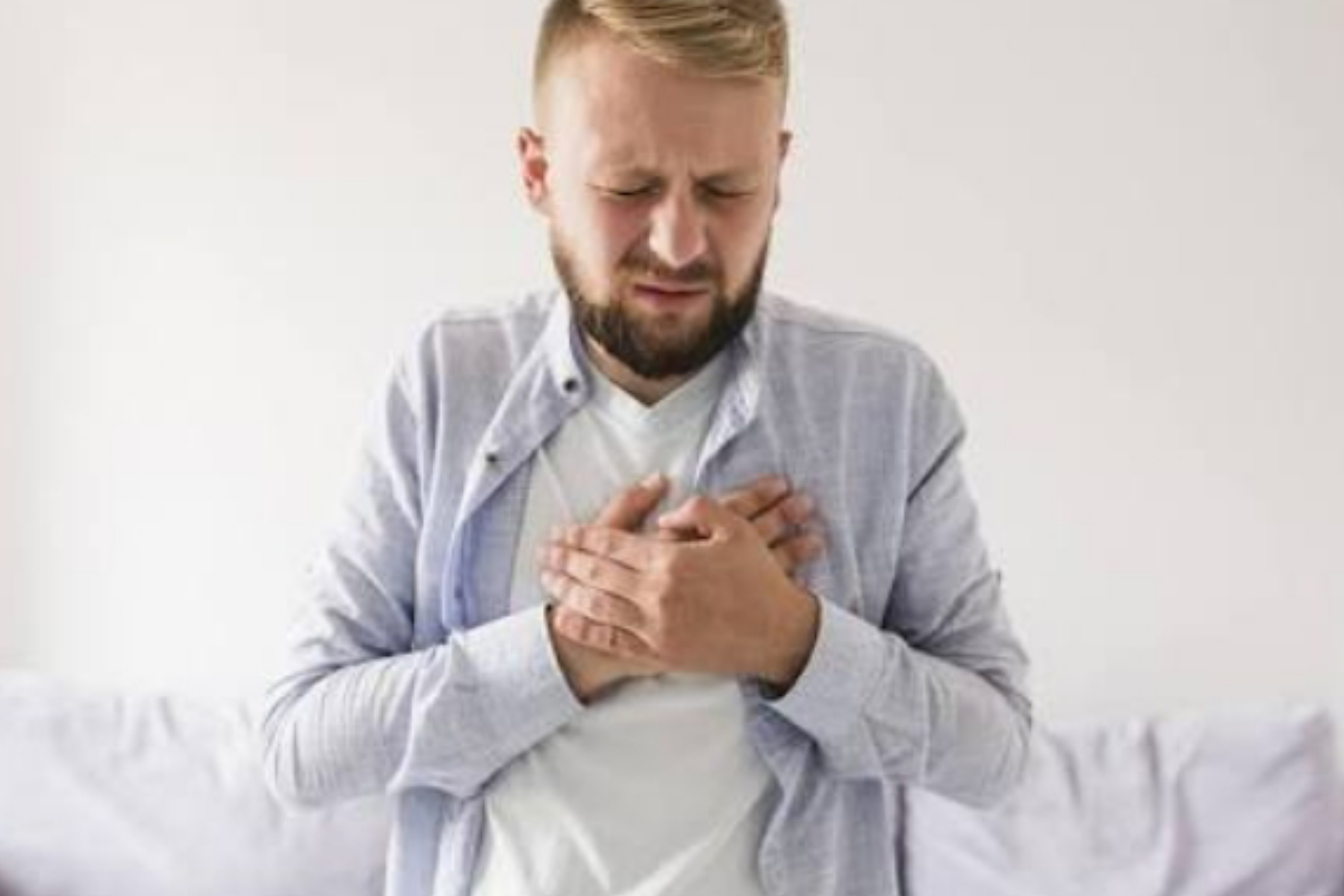 Cara Menikmati Makanan Enak Tanpa Khawatir GERD