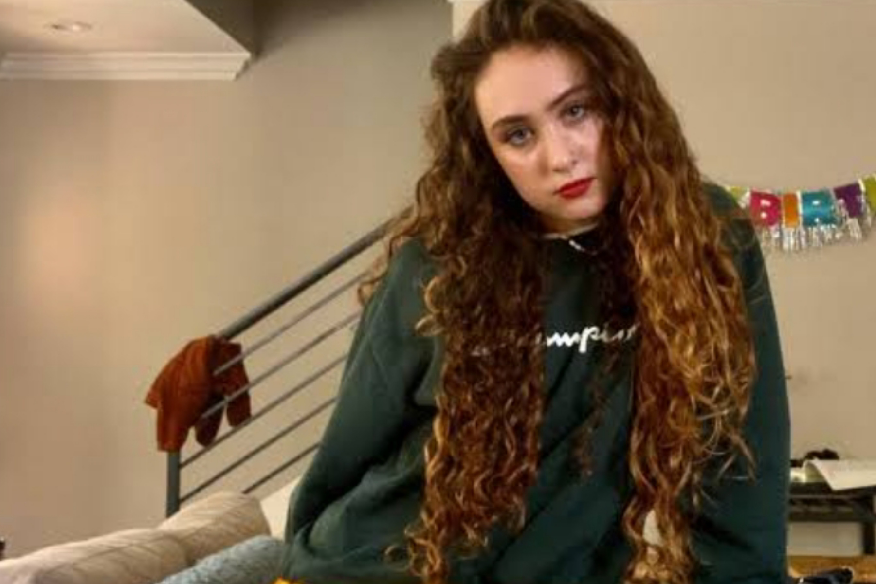 Chappell Roan Dikecam Legenda Bola Akibat Insiden Keamanan