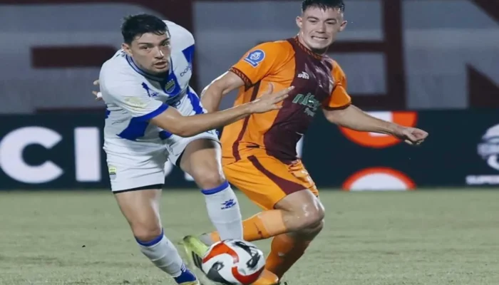 Duel Panas: Borneo Paksa Persib Berbagi Poin