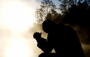 Dunia Terasa Runtuh? Ini Strategi Bertahan di Titik Terendah