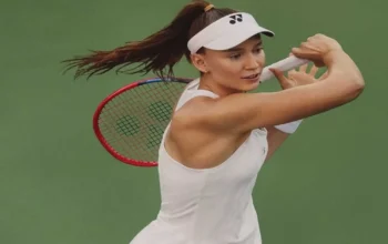 Elena Rybakina Panas di Indian Wells, Siap Tantang Sabalenka 2 Elena Rybakina Panas di Indian Wells, Siap Tantang Sabalenka