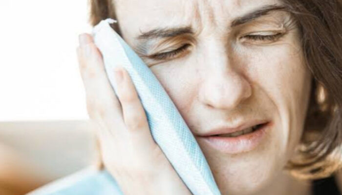 Gusi Bengkak Mengganggu? Ini Cara Cepat Mengatasinya!