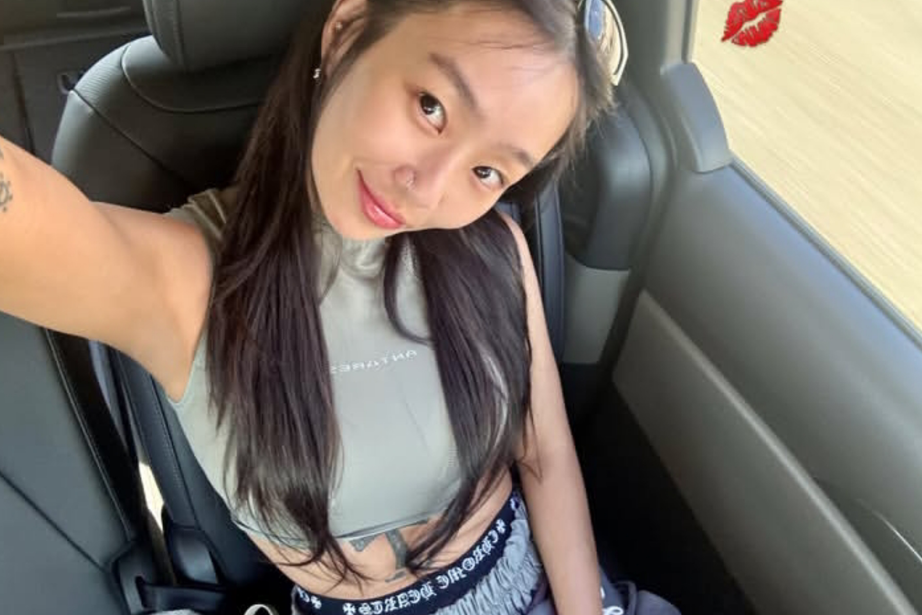 Hyolyn Eks SISTAR: Cerita di Balik Tato Perut dan Kepercayaan Diri