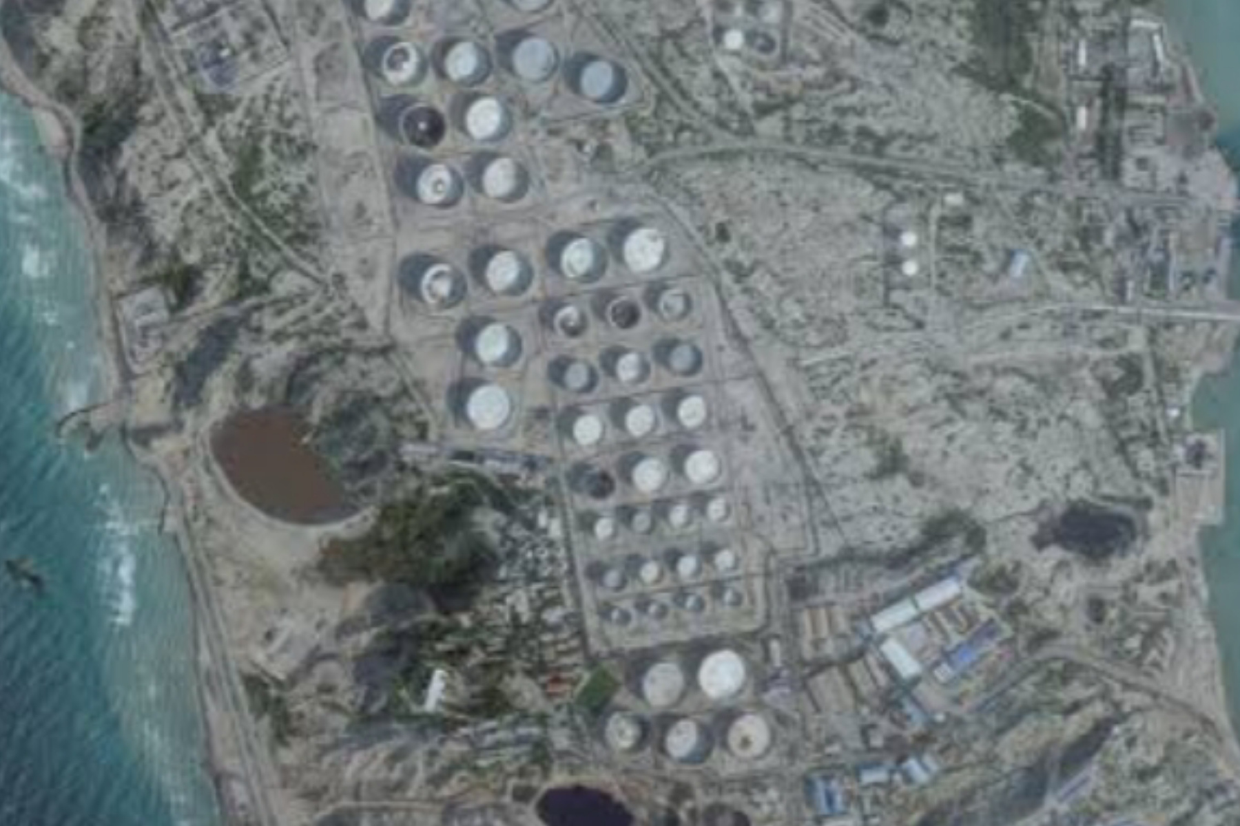 Iran Ancam Serang Perusahaan AS Jika Fasilitas Energinya Menjadi Sasaran