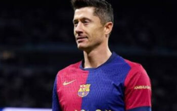 Joan Laporta Beri Sinyal Lewandowski Bertahan di Barca