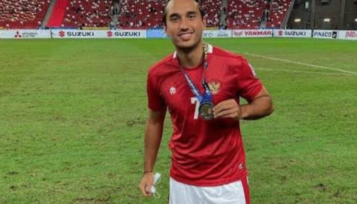 John Herdman Pilih Jens Raven: Mengapa Ezra Walian Terdepak dari Skuad Garuda?