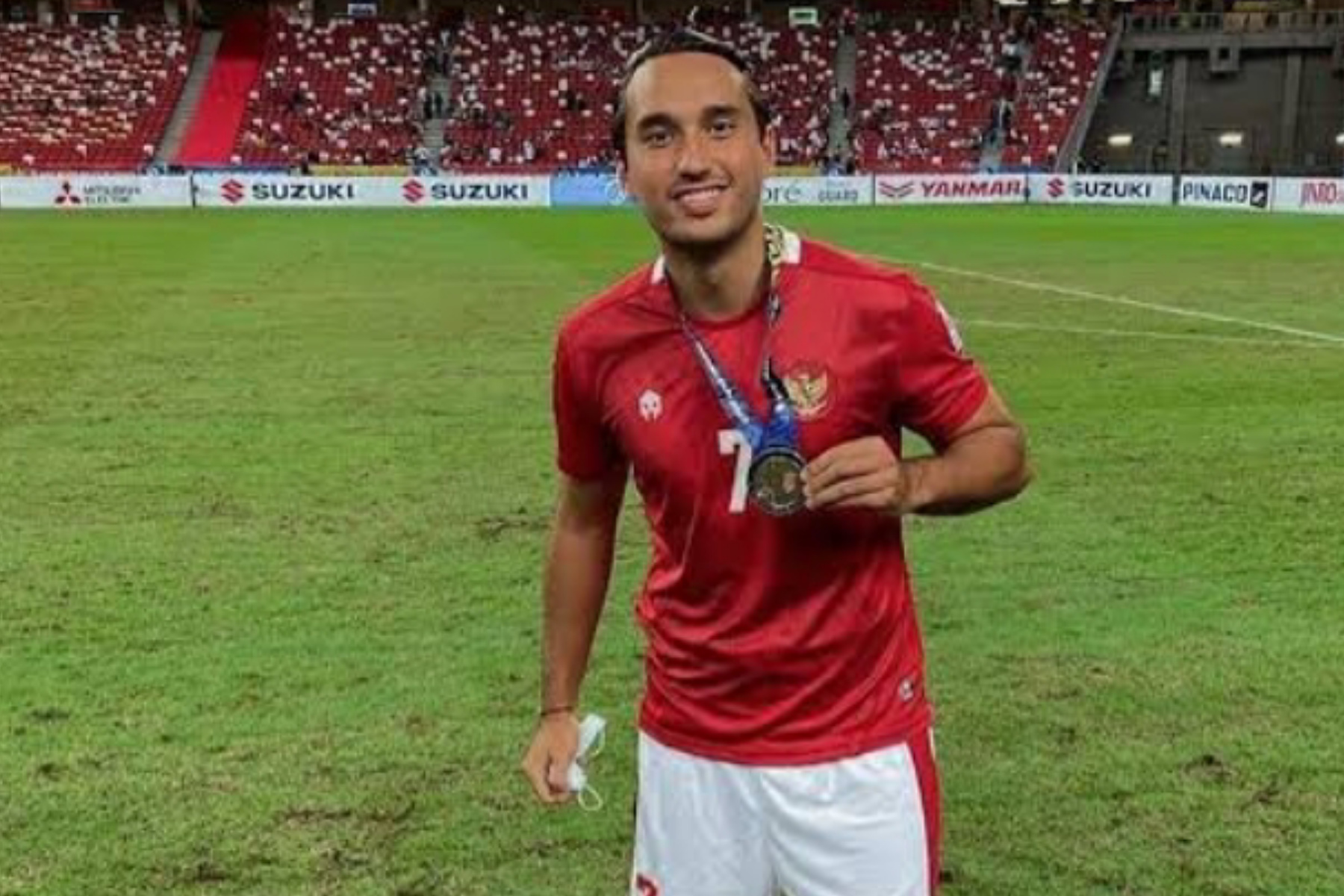 John Herdman Pilih Jens Raven: Mengapa Ezra Walian Terdepak dari Skuad Garuda? 1 John Herdman Pilih Jens Raven: Mengapa Ezra Walian Terdepak dari Skuad Garuda?