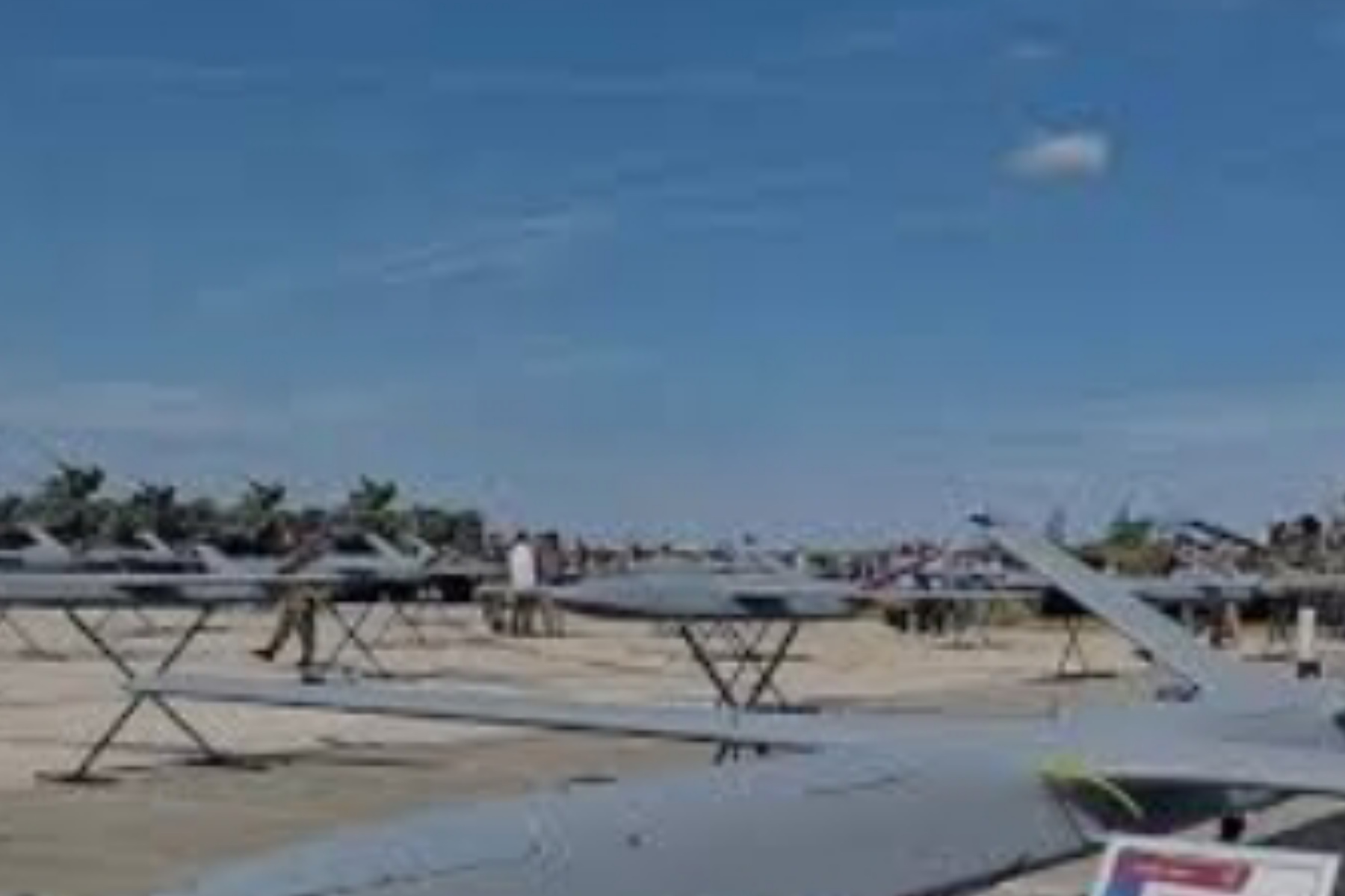 Ketegangan di Langit Siprus: Ruang Udara Larnaca Ditutup Akibat Objek Misterius