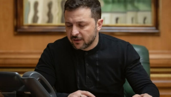 Kritik Keras Zelensky: Kelonggaran Sanksi Minyak Rusia Tidak Membantu Perdamaian