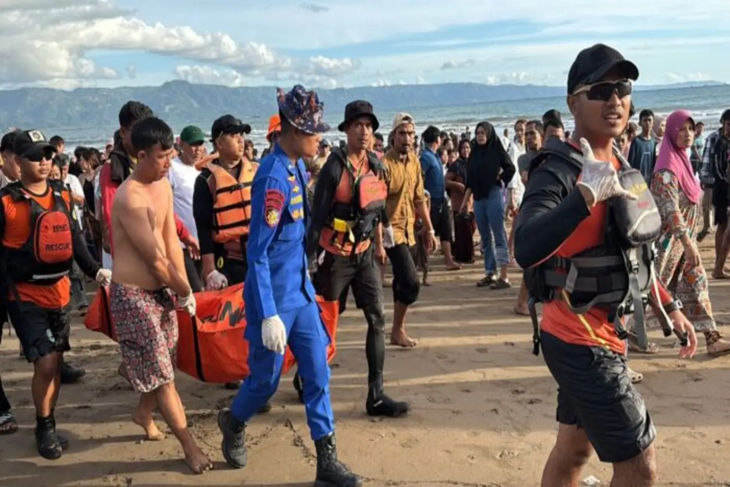 Liburan Berujung Duka, Dua Remaja Terseret Arus di Pantai Karangnaya Palabuhanratu Satu Meninggal Dunia