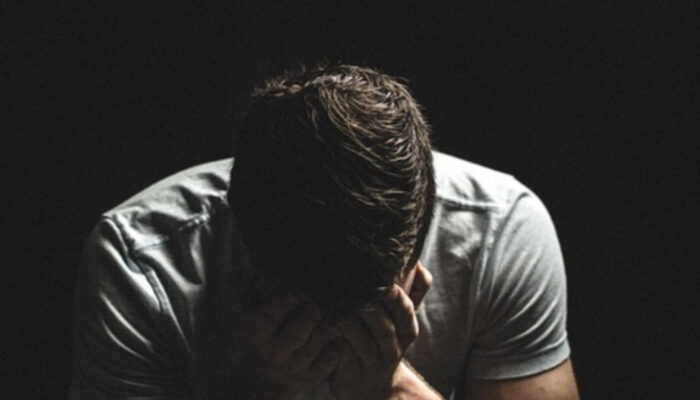 Memahami Distress: Sisi Gelap dari Tekanan Emosional